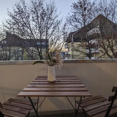 Bis Zu 6 Personen, Bahnhofs- & Zentrumsnah, Suedheide, Netflix Und Ps4 Celle Exterior foto