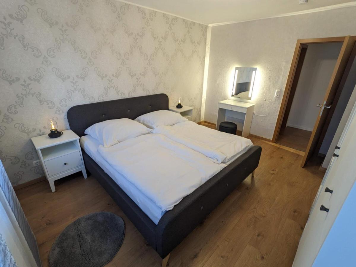 Bis Zu 6 Personen, Bahnhofs- & Zentrumsnah, Suedheide, Netflix Und Ps4 Apartment